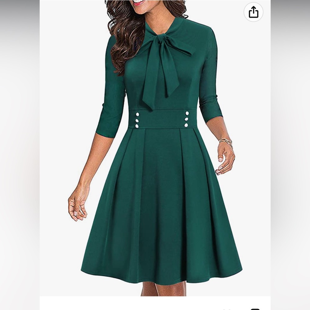 Retro emerald green dress